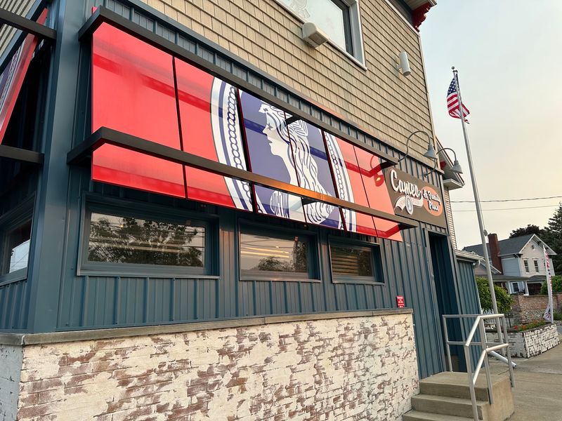 Cameo Pizza & Perch, Sandusky, Ohio