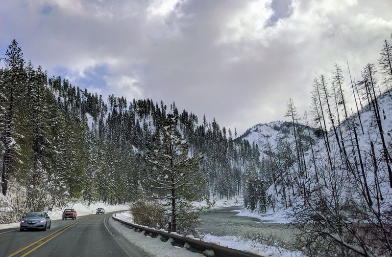 Cascade Mountain Scenic Drive via US Highway 2, Leavenworth, Washington Cascade Mountain Scenic Drive via US Highway 2, Leavenworth, Washington