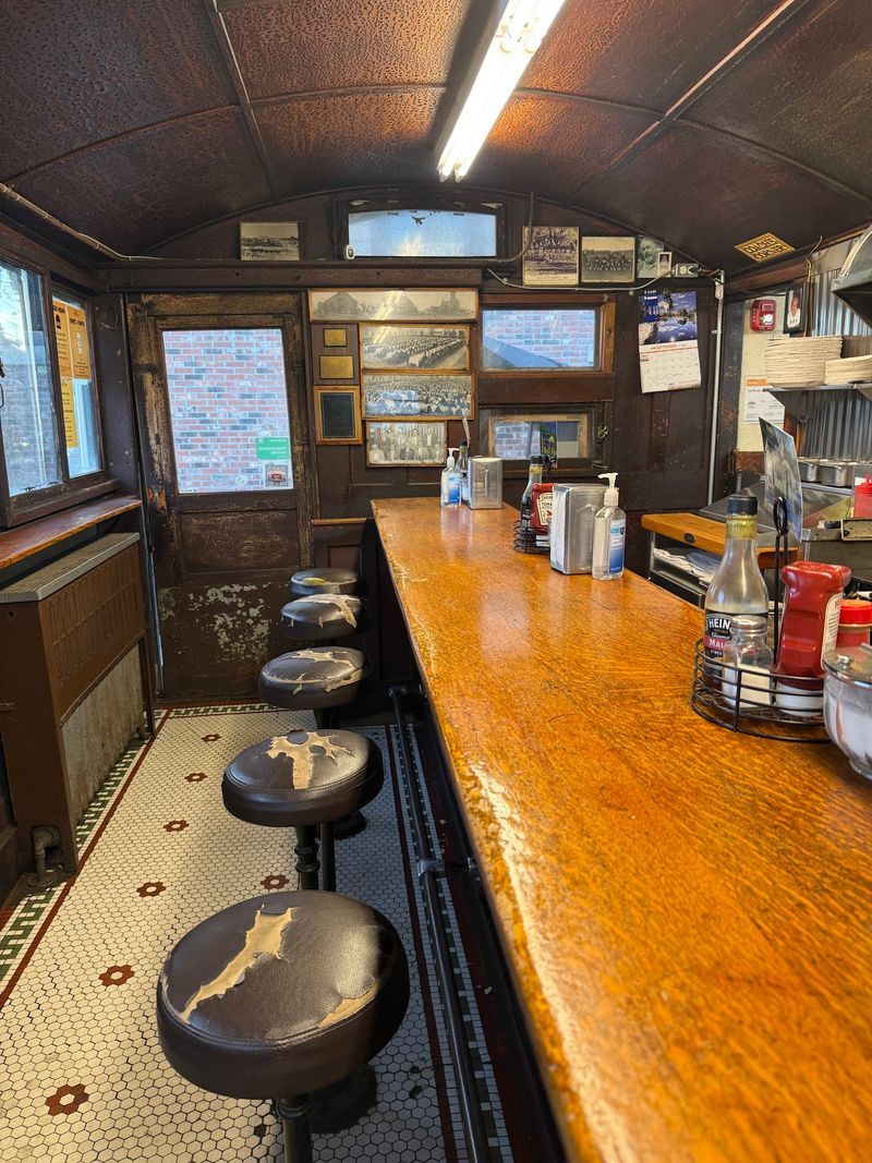 Casey's Diner, Natick