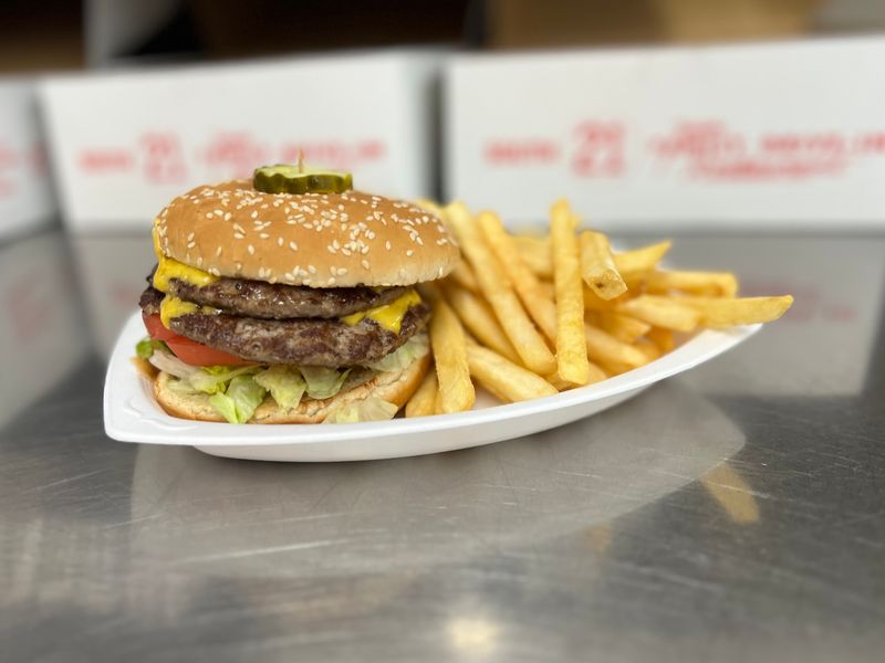 Cheeseburgers Worth The Long Drive