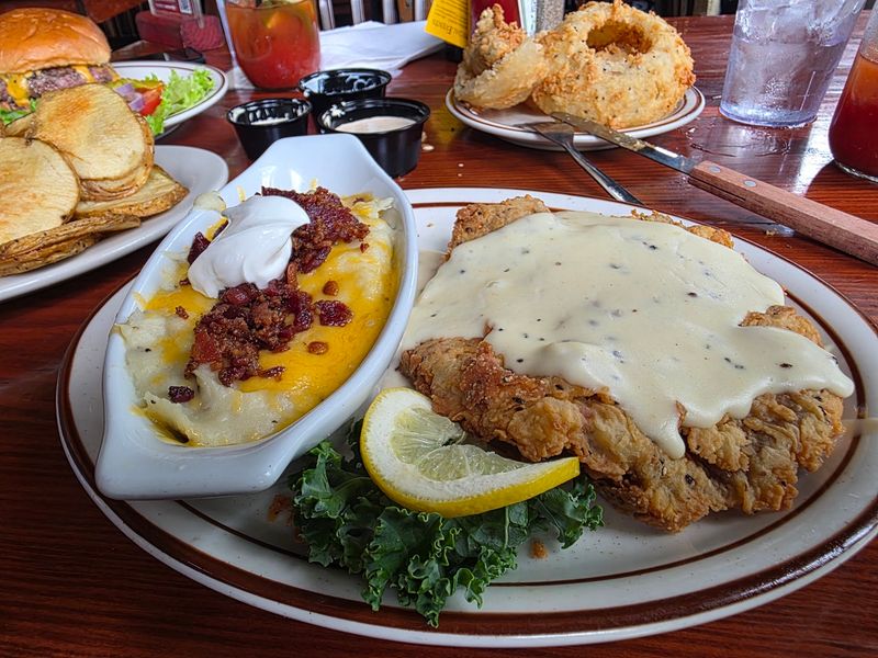 Chicken-Fried Steak That Draws A Crowd