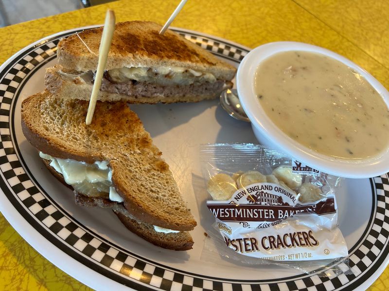 Chowder That Earns Its Reputation