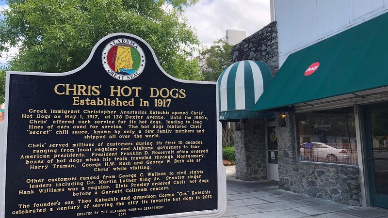 Chris' Hot Dogs, Montgomery, Alabama