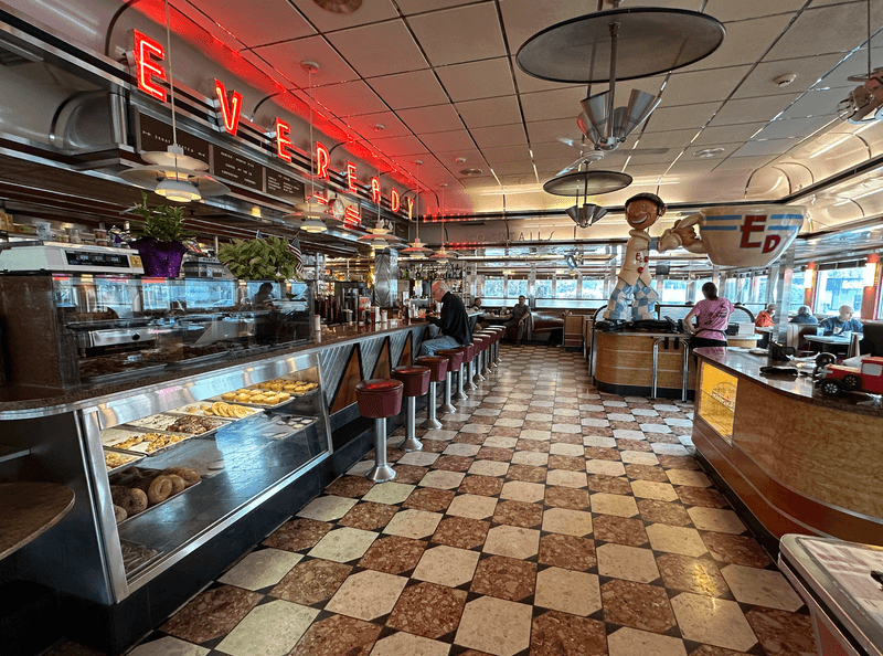 Chrome, Neon, and a 1950s Time Capsule