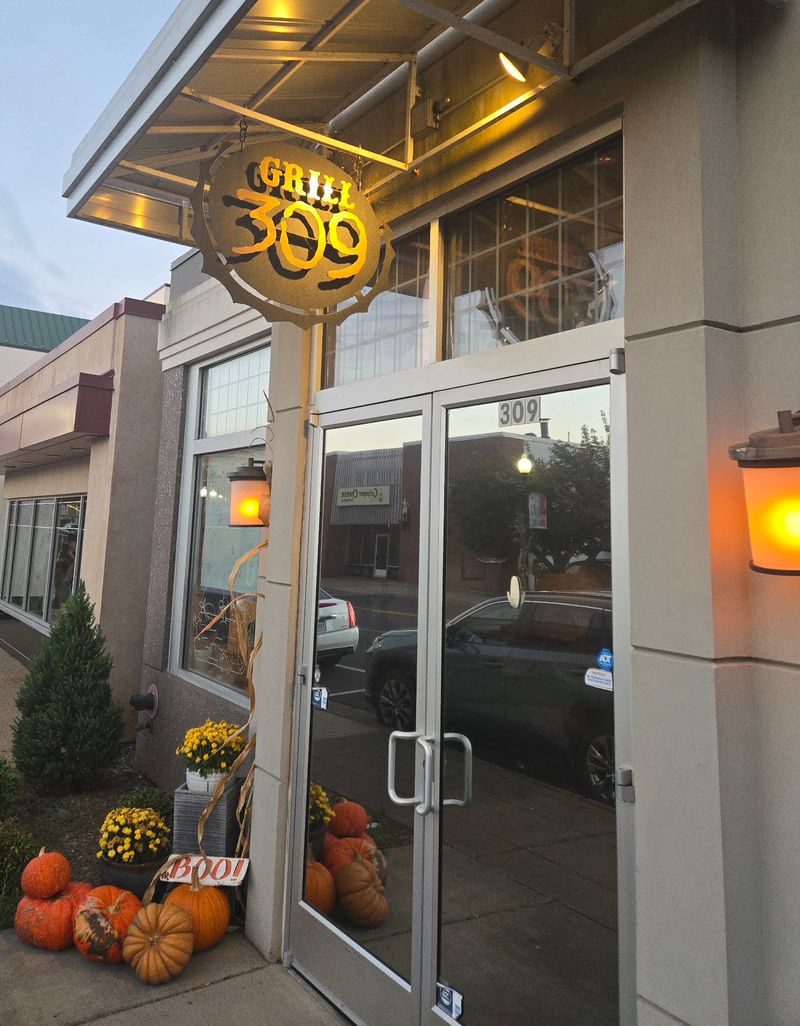 City Restaurant, Culpeper, Virginia