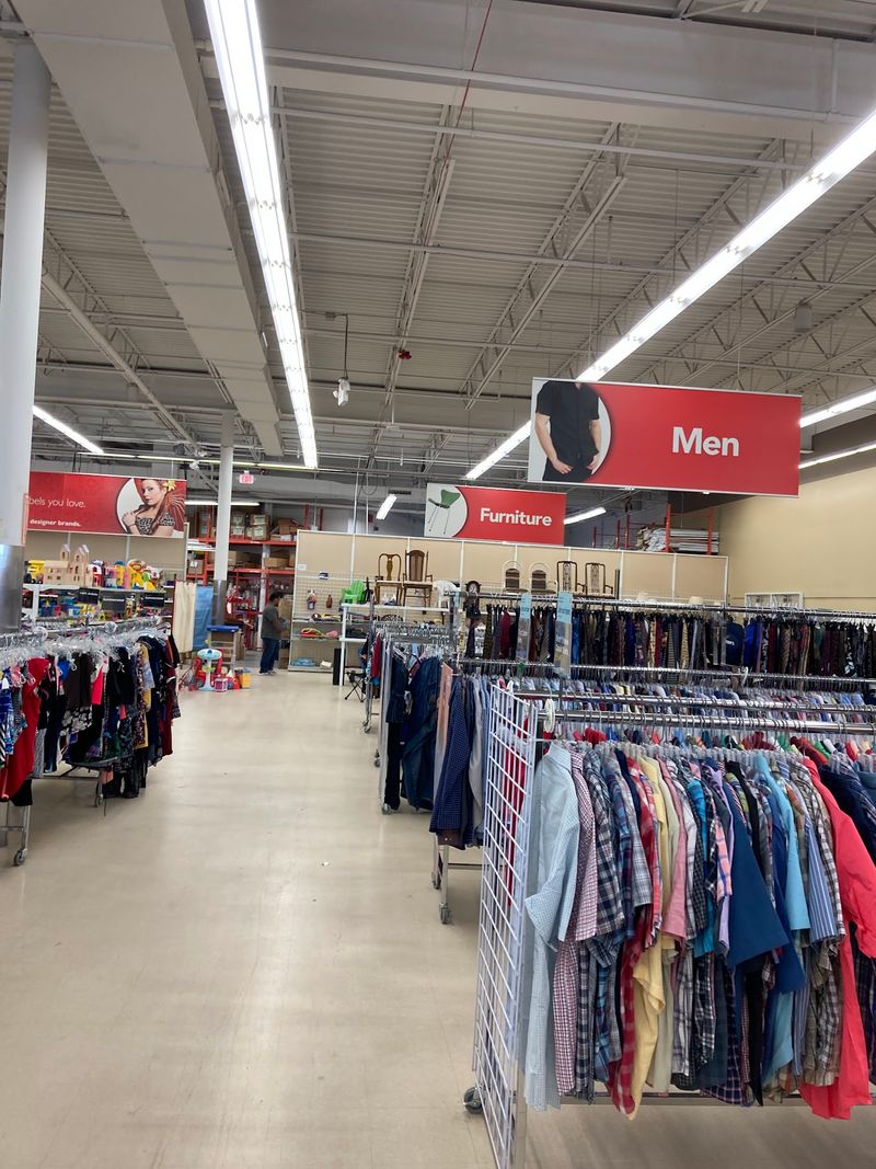 Clean Aisles and Easy Browsing