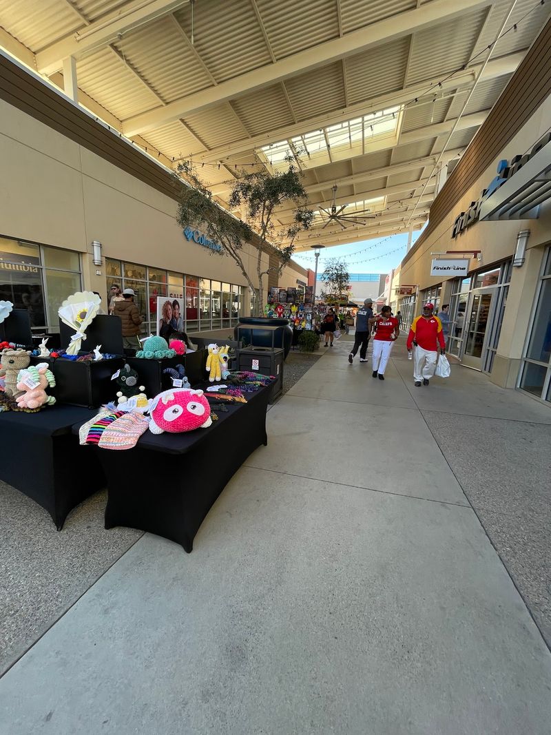 Clean Walkways and Helpful Staff