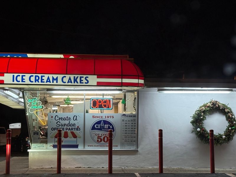 Cliff's Homemade Ice Cream, Ledgewood Cliff's Homemade Ice Cream, Ledgewood