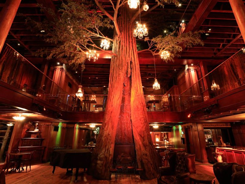 Clifton's Republic, Los Angeles, California