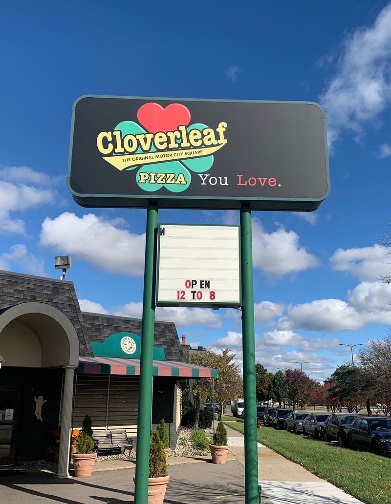 Cloverleaf Bar and Restaurant, Eastpointe