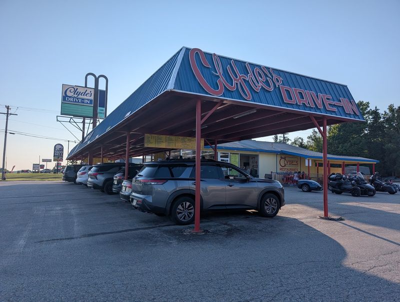 Clyde's Drive-In, St. Ignace