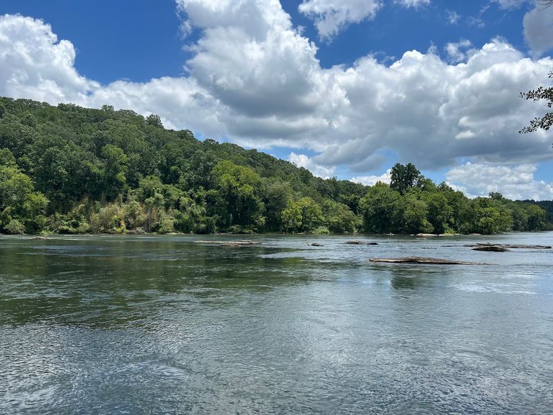 Cochran Shoals, Chattahoochee River, Atlanta, Georgia Cochran Shoals, Chattahoochee River, Atlanta, Georgia