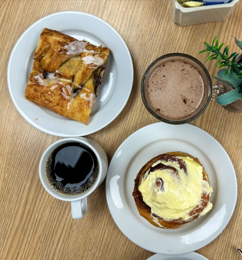 Coffee, Lattes, and What to Pair With Your Pastry