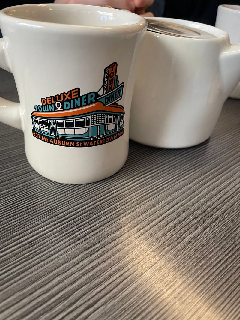 Coffee Refills That Keep on Coming Coffee Refills That Keep on Coming
