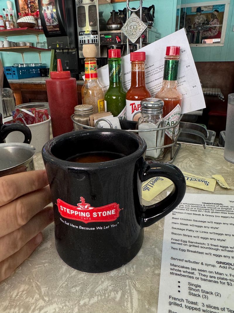 Coffee, Refills, and Friendly Faces