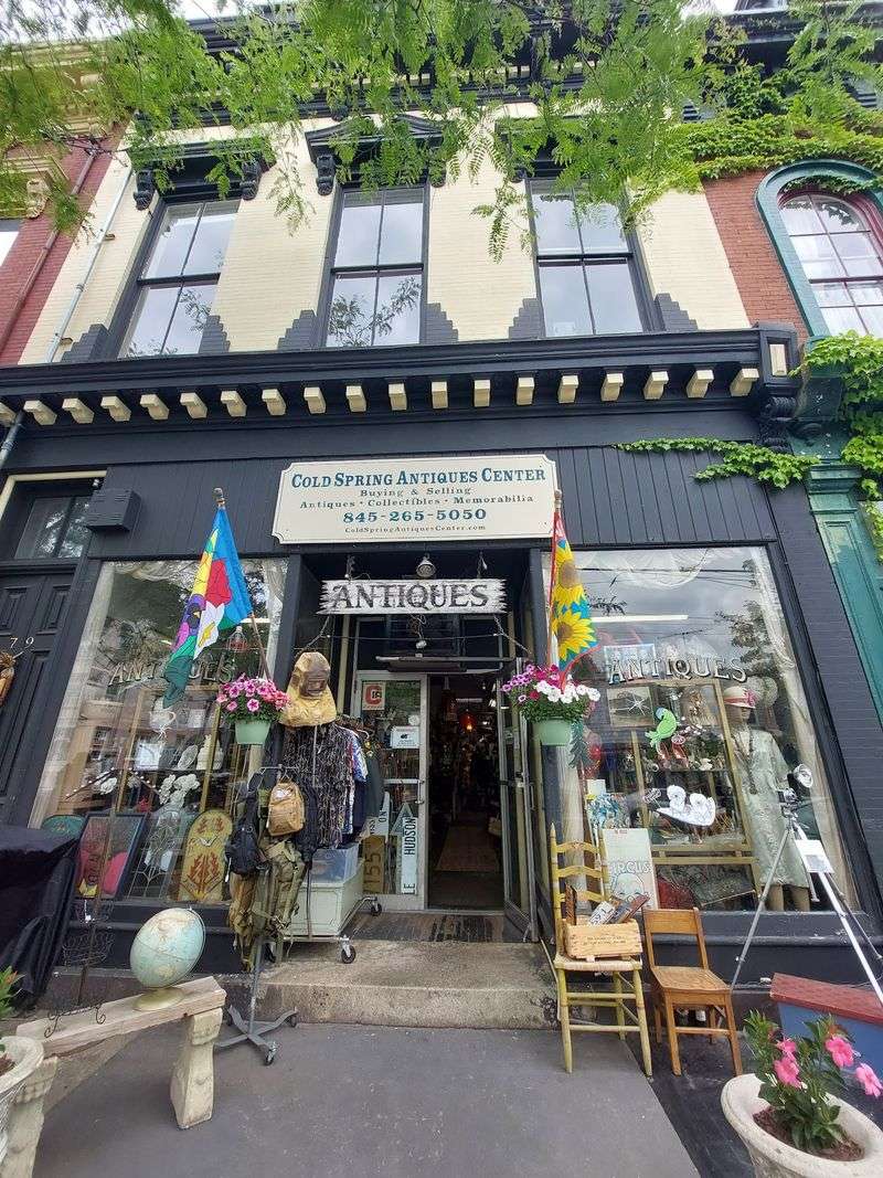 Cold Spring Antique Shops, Cold Spring