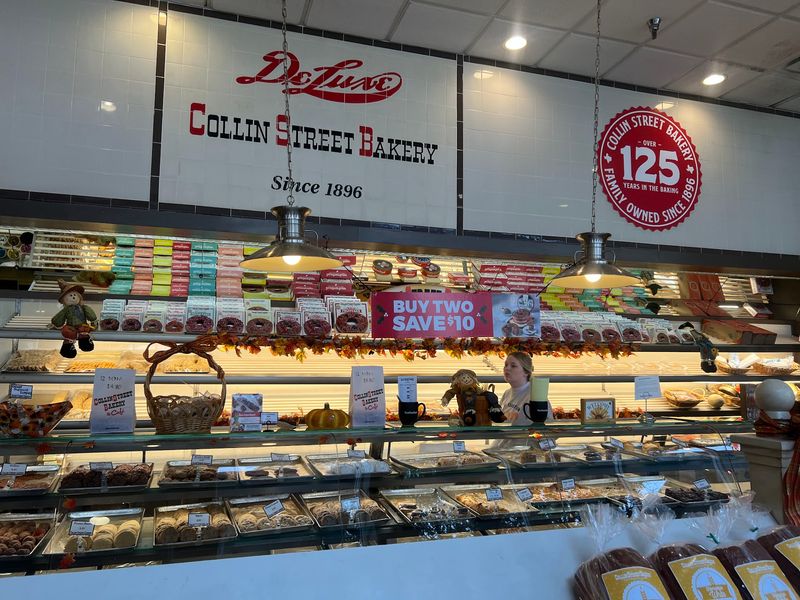 Collin Street Bakery, Corsicana Collin Street Bakery, Corsicana