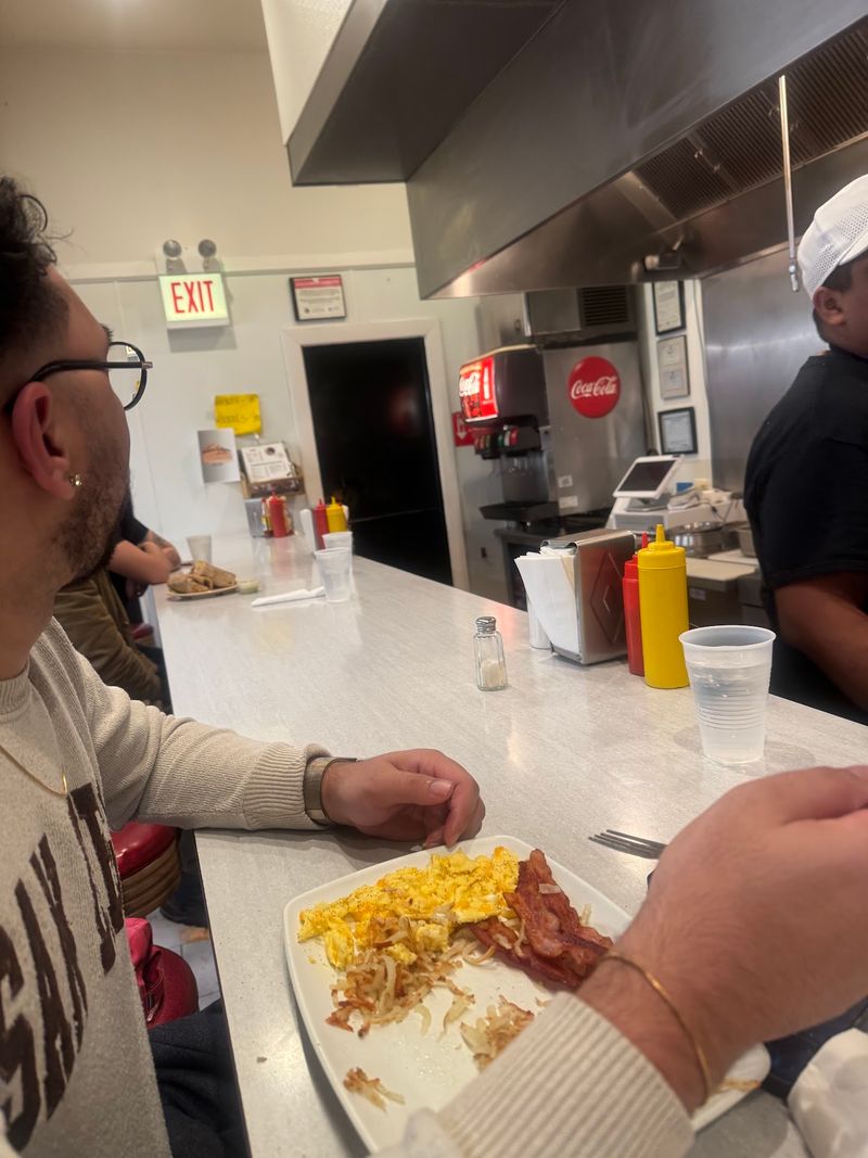 Comfort Food Served Around the Clock