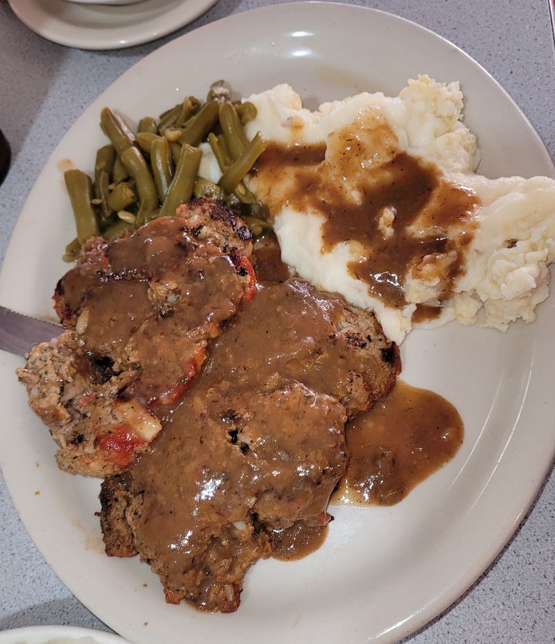 Comfort Food That Fills The Plate