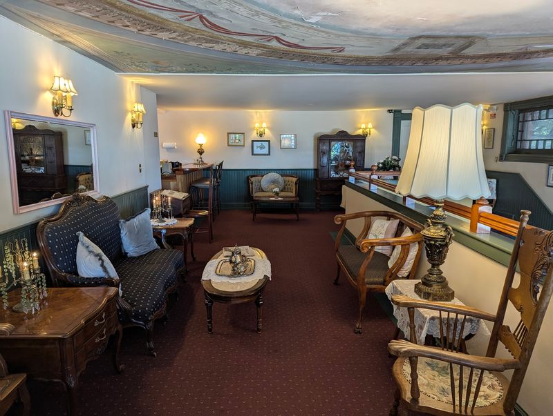 Common Areas Made For Slowing Down