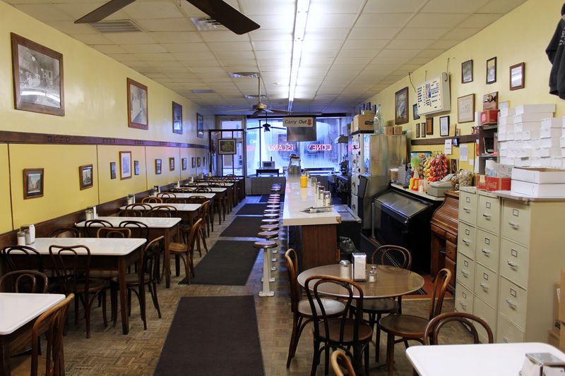 Coney Island Restaurant, Bowling Green