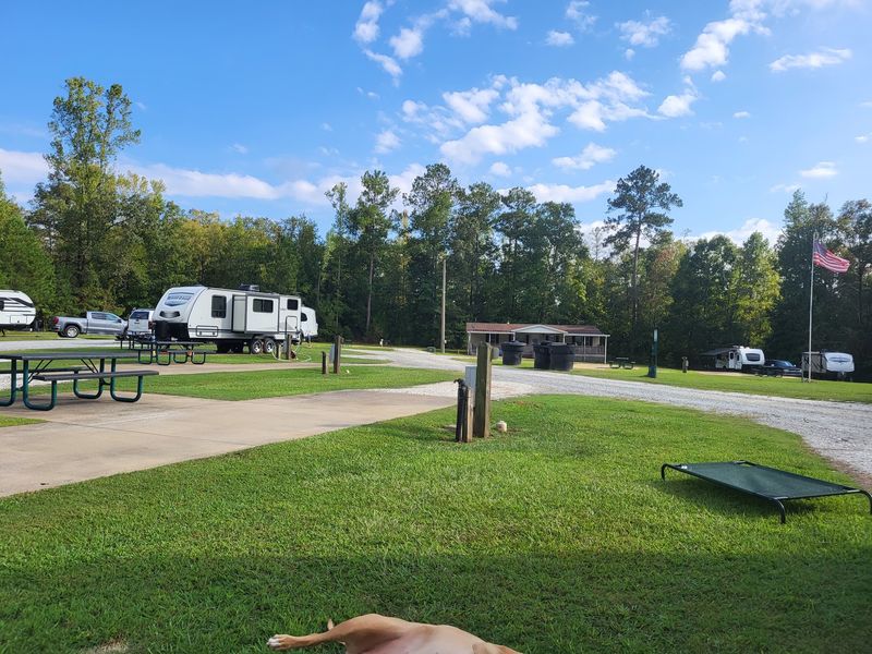 Convenient Location Near Opelika and Interstate Access