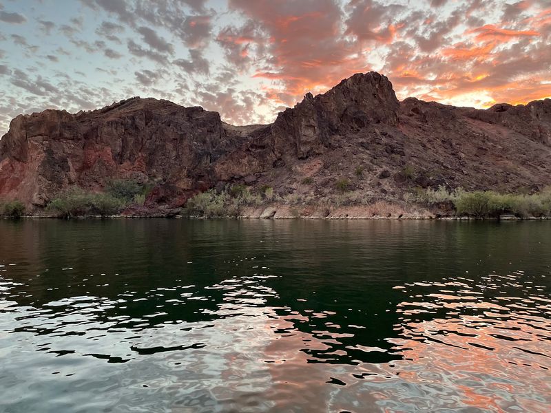 Copper Canyon's Glowing Rock Formations