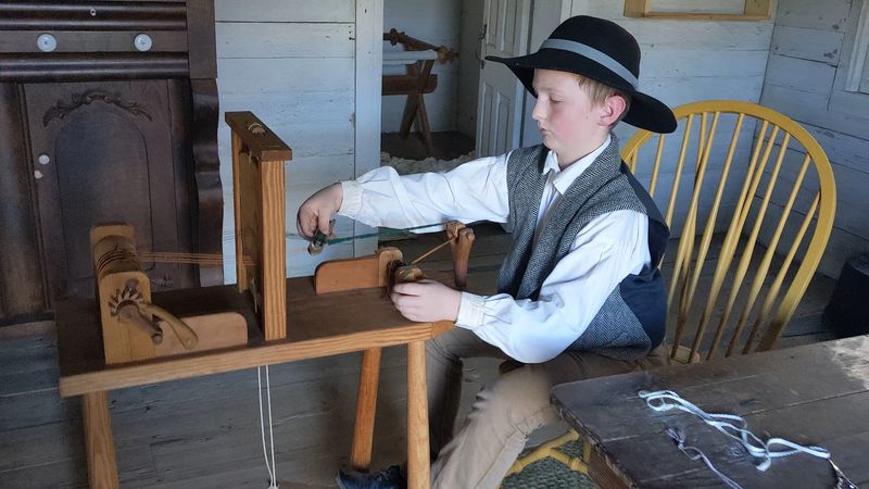 Costumed Interpreters Who Bring the Past Alive Costumed Interpreters Who Bring the Past Alive