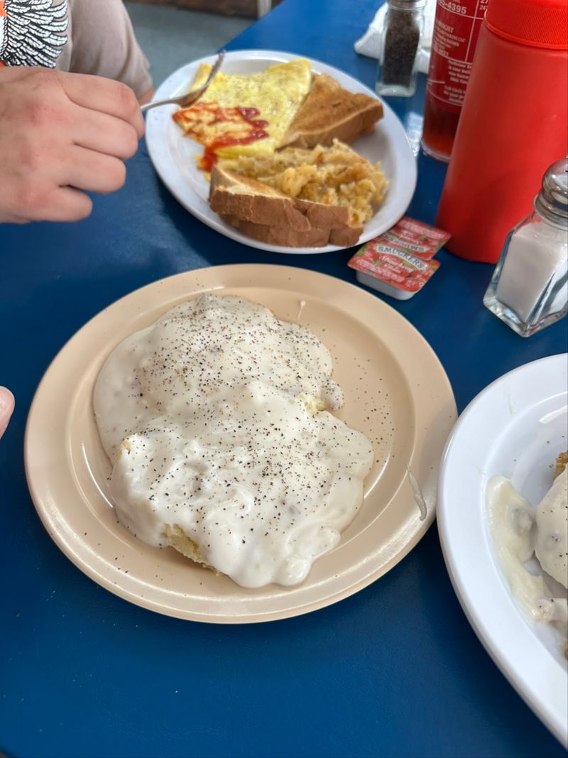 Country Breakfast Worth The Early Alarm
