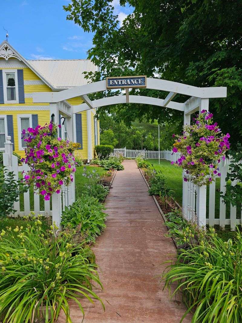 Country Roads Lead Straight To The Front Porch Country Roads Lead Straight To The Front Porch
