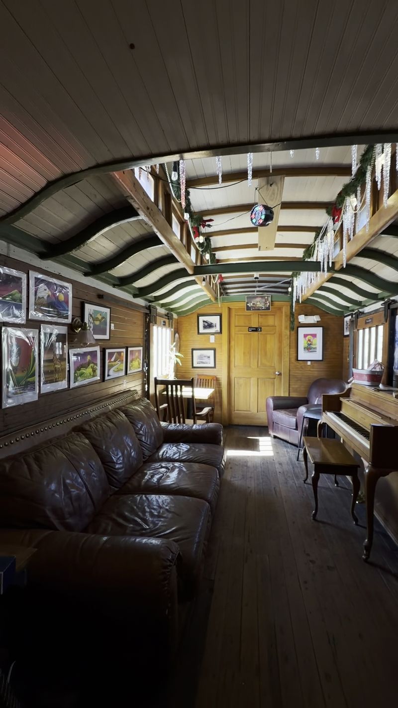 Cozy Corners And Plenty Of Seats