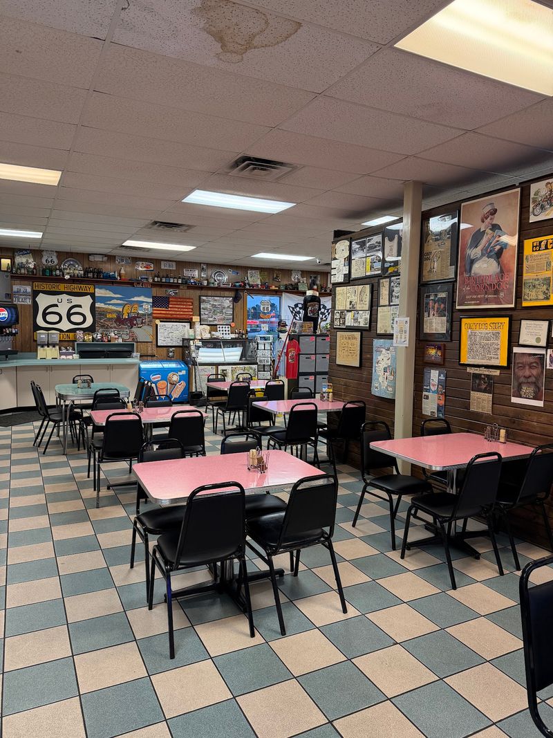 Cozy Dog Drive In, Springfield