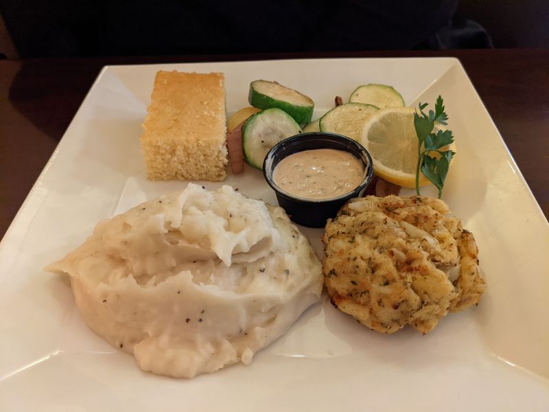 Crab Cakes That Carry the Reputation Crab Cakes That Carry the Reputation