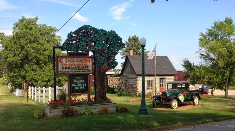 Crane's Pie Pantry Restaurant and Winery, Fennville