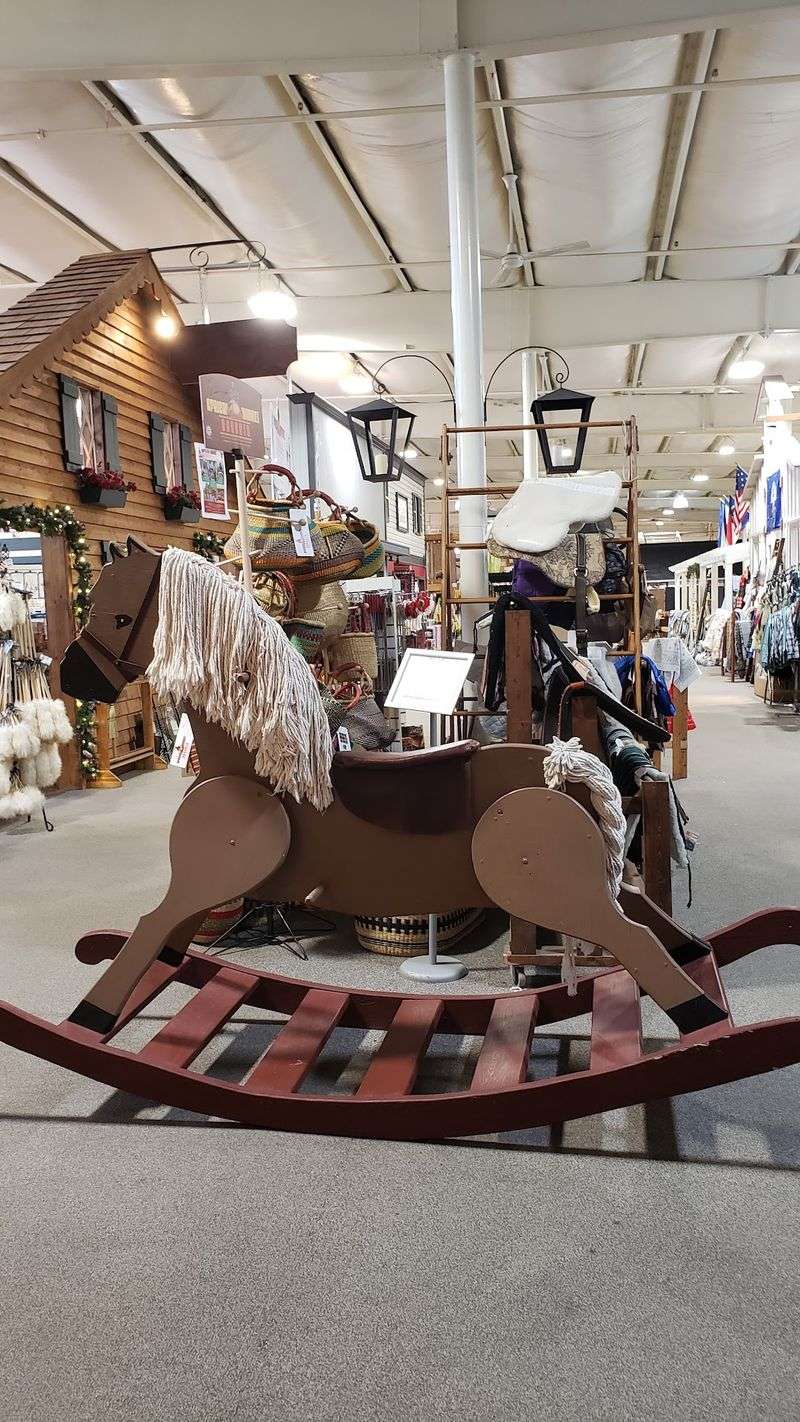 Crossroads Country Store: Western Wear and Cowboy Finds