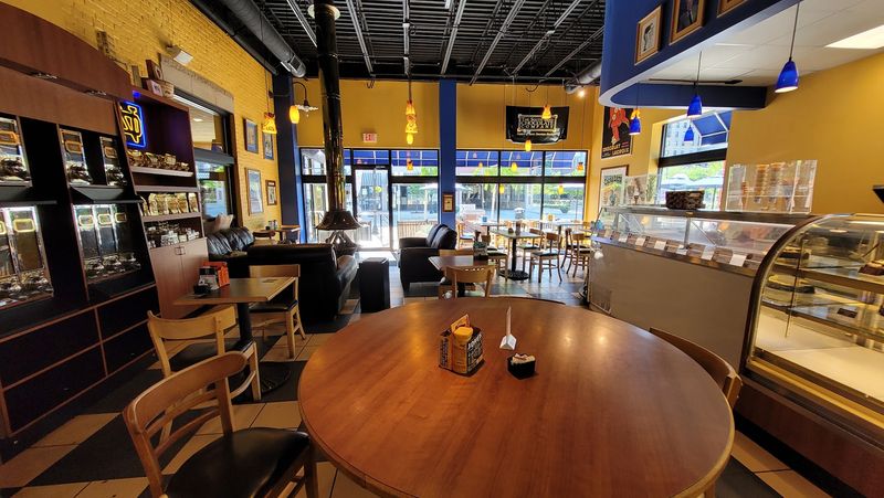 DeBrand Fine Chocolates Area Diners, South Bend