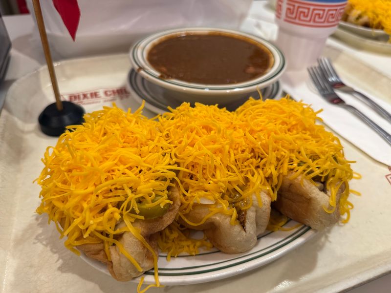 Dixie Chili, Newport and Northern Kentucky border, Cincinnati Dixie Chili, Newport and Northern Kentucky border, Cincinnati
