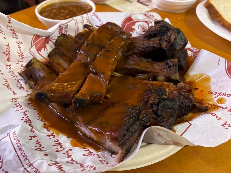 Dreamland Bar-B-Que, Tuscaloosa, Alabama Dreamland Bar-B-Que, Tuscaloosa, Alabama