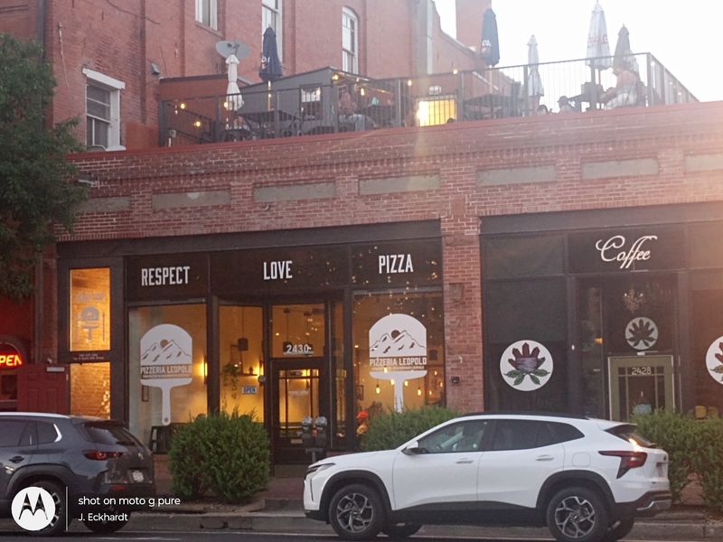Eateries And Coffee Around Every Corner