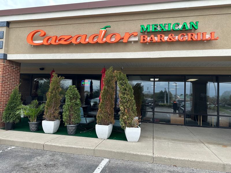 El Cazador, Montgomery