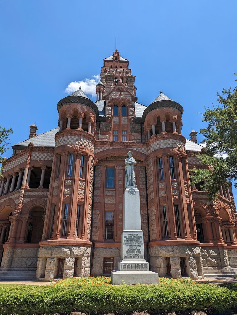 Ellis County Courthouse Ellis County Courthouse