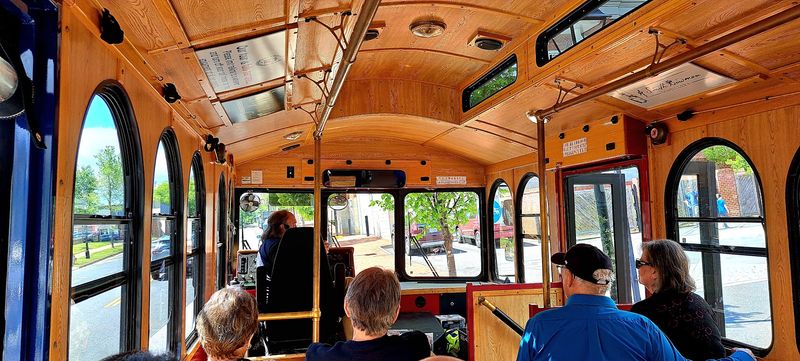 Expert Guides Who Bring History Alive