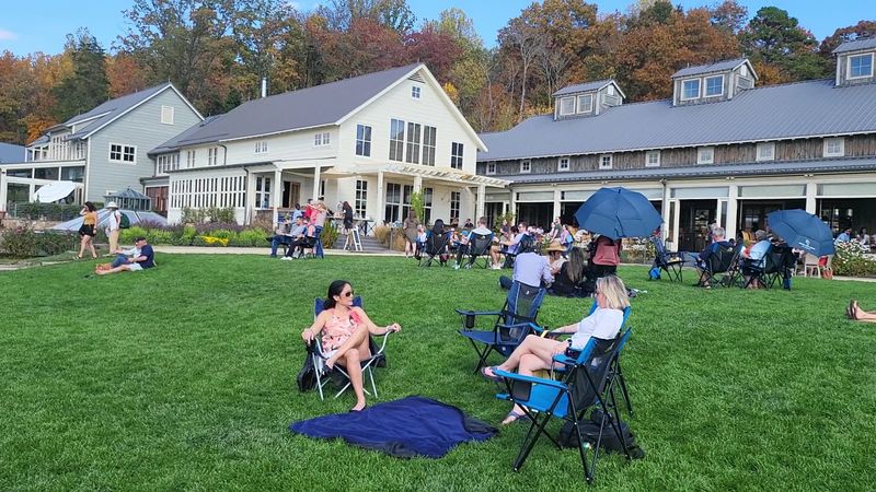 Family and Pet-Friendly Atmosphere With Outdoor Access Family and Pet-Friendly Atmosphere With Outdoor Access