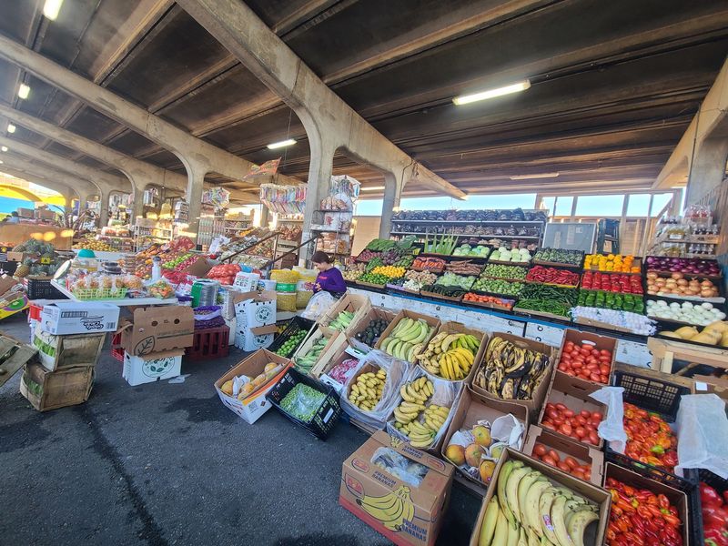 Farmers Market Stands, Atlanta Area