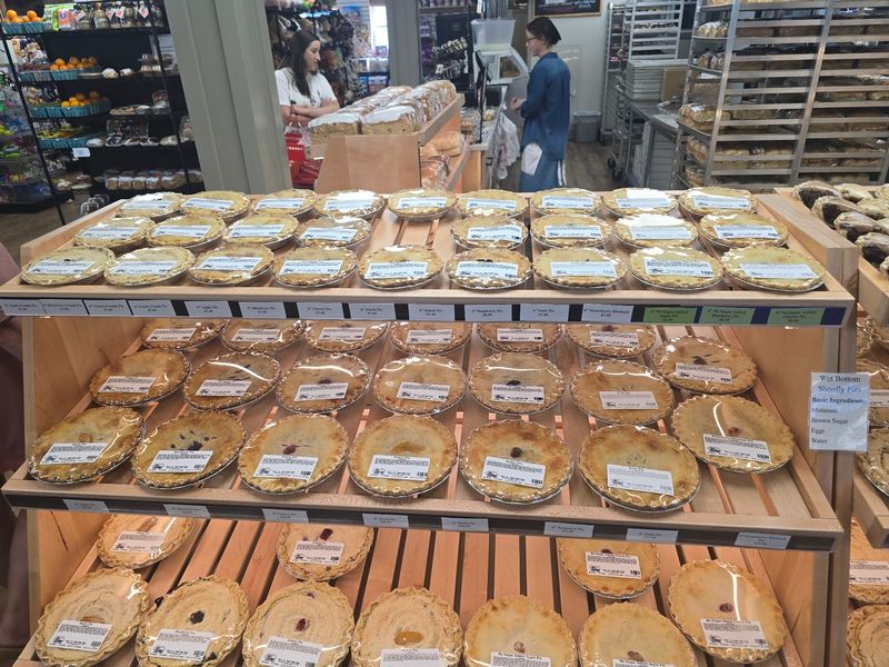 Fasnacht Haus and Bird-in-Hand Bake Shop, Bird-in-Hand, Lancaster County