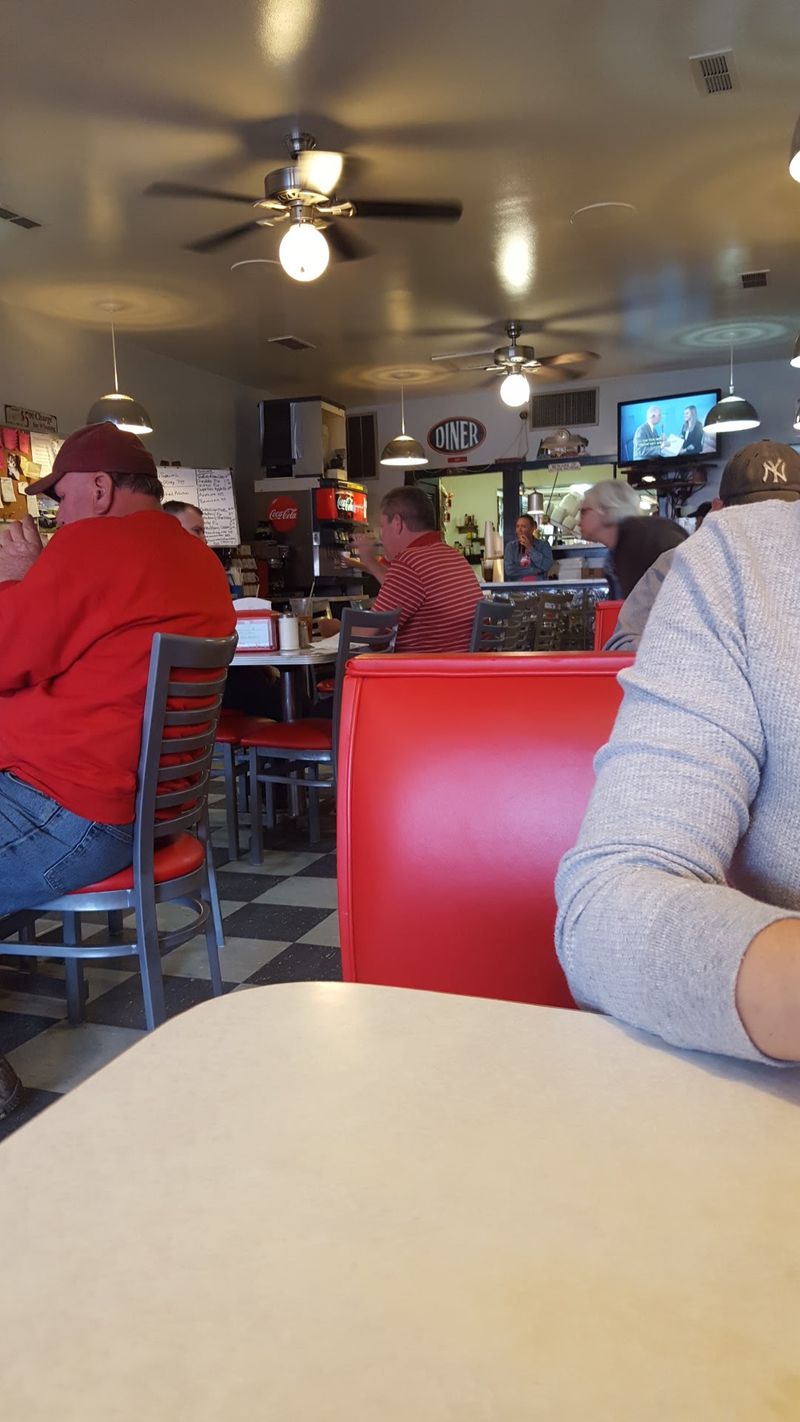 Fast, Friendly Faces at Every Table