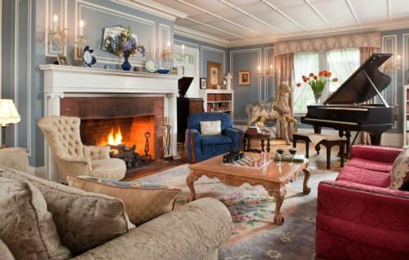 Fireplaces That Make Every Room Feel Cozy Fireplaces That Make Every Room Feel Cozy