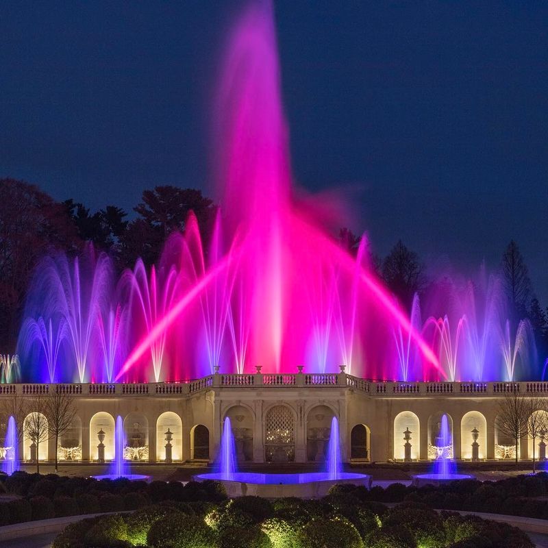 Fountains That Seem to Dance