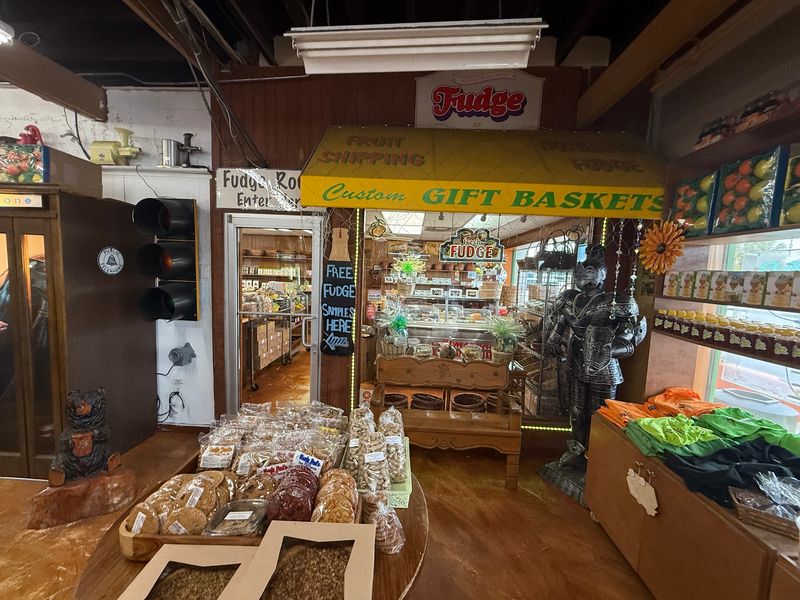 Free Fudge and the Sweet Counter Free Fudge and the Sweet Counter