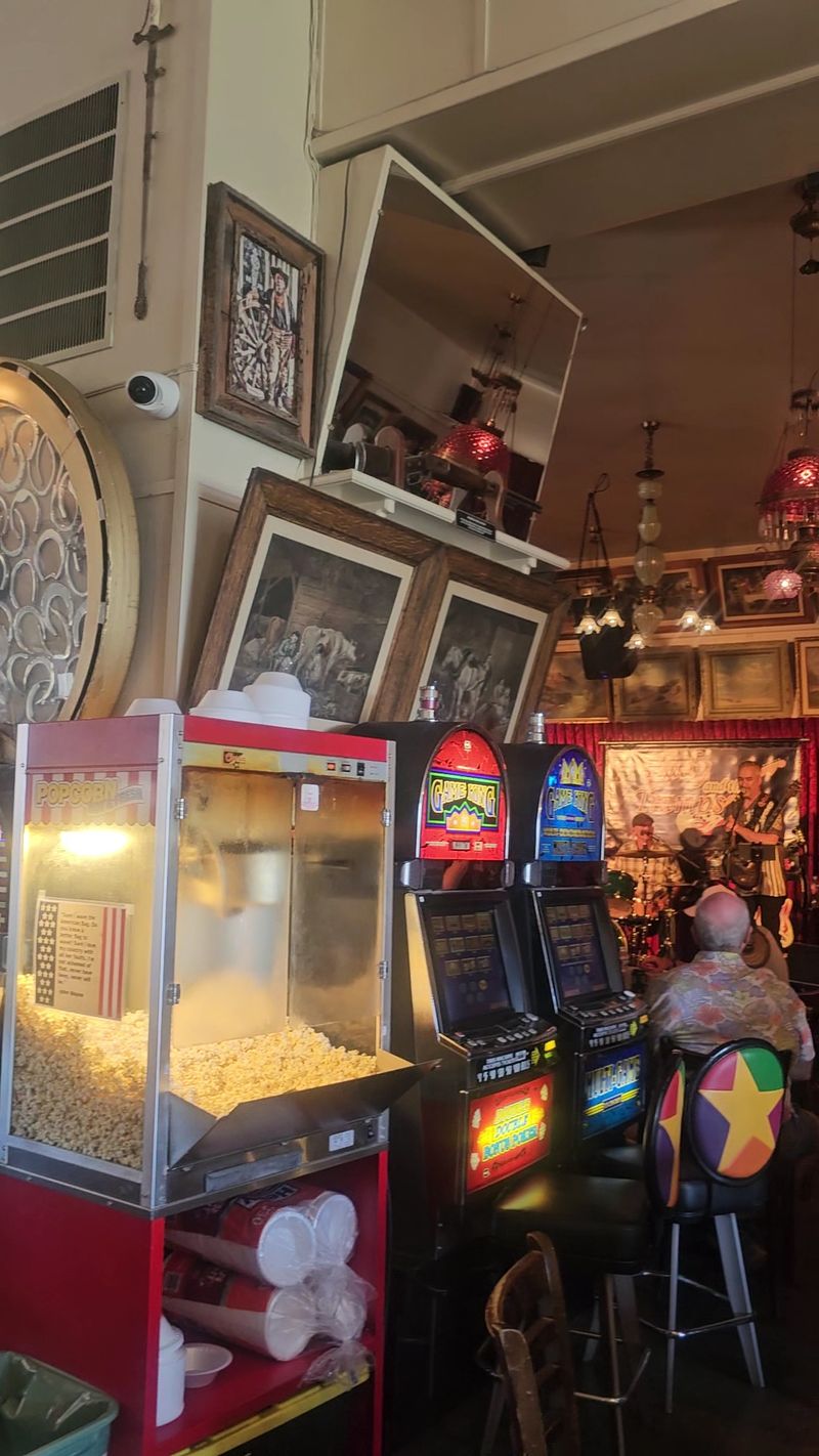 Free Popcorn and Quirky Shelf Treasures Free Popcorn and Quirky Shelf Treasures